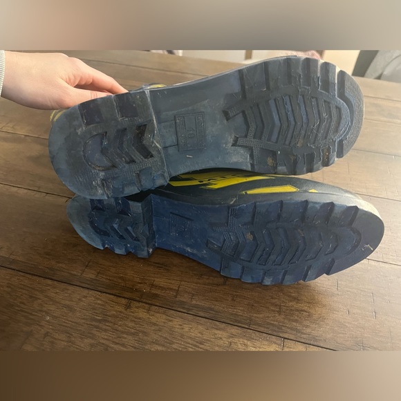 University of Michigan rain boot 10 - Picture 3 of 5